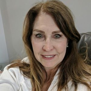 Meet your Posher, Lynn